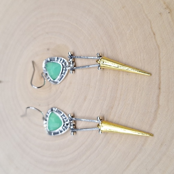Boho Aventurine Dangle Earrings – Mixed Metal Tribal Spike Design - Picture 4 of 5